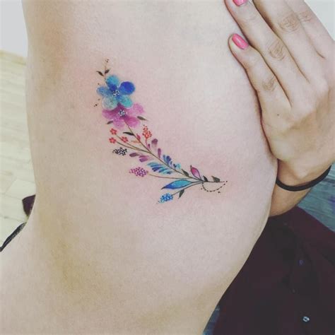 tatuajes de mujer en las costillas|Las mejores 190 ideas de Tatuajes en las Costillas